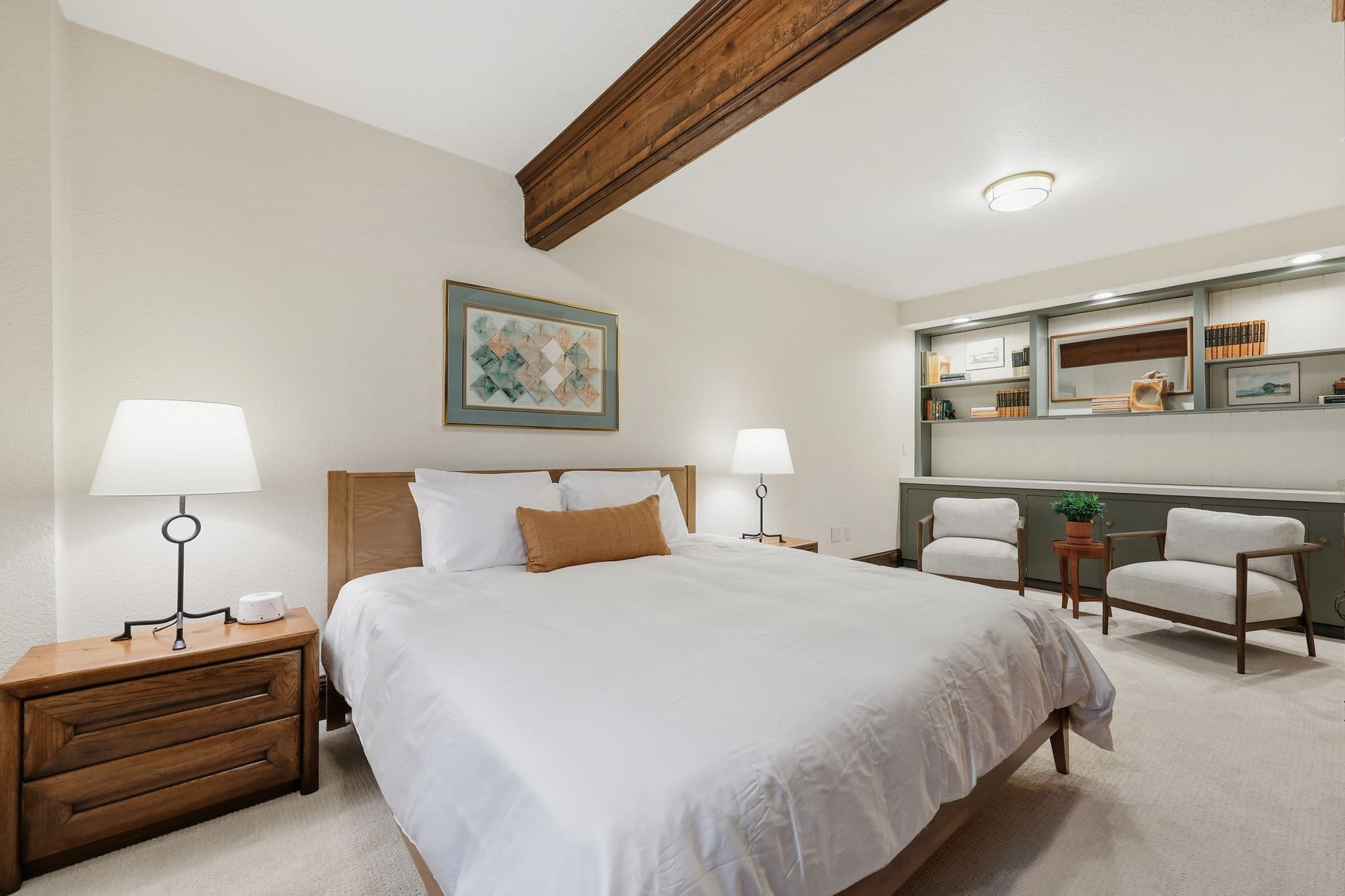 King Bed 1