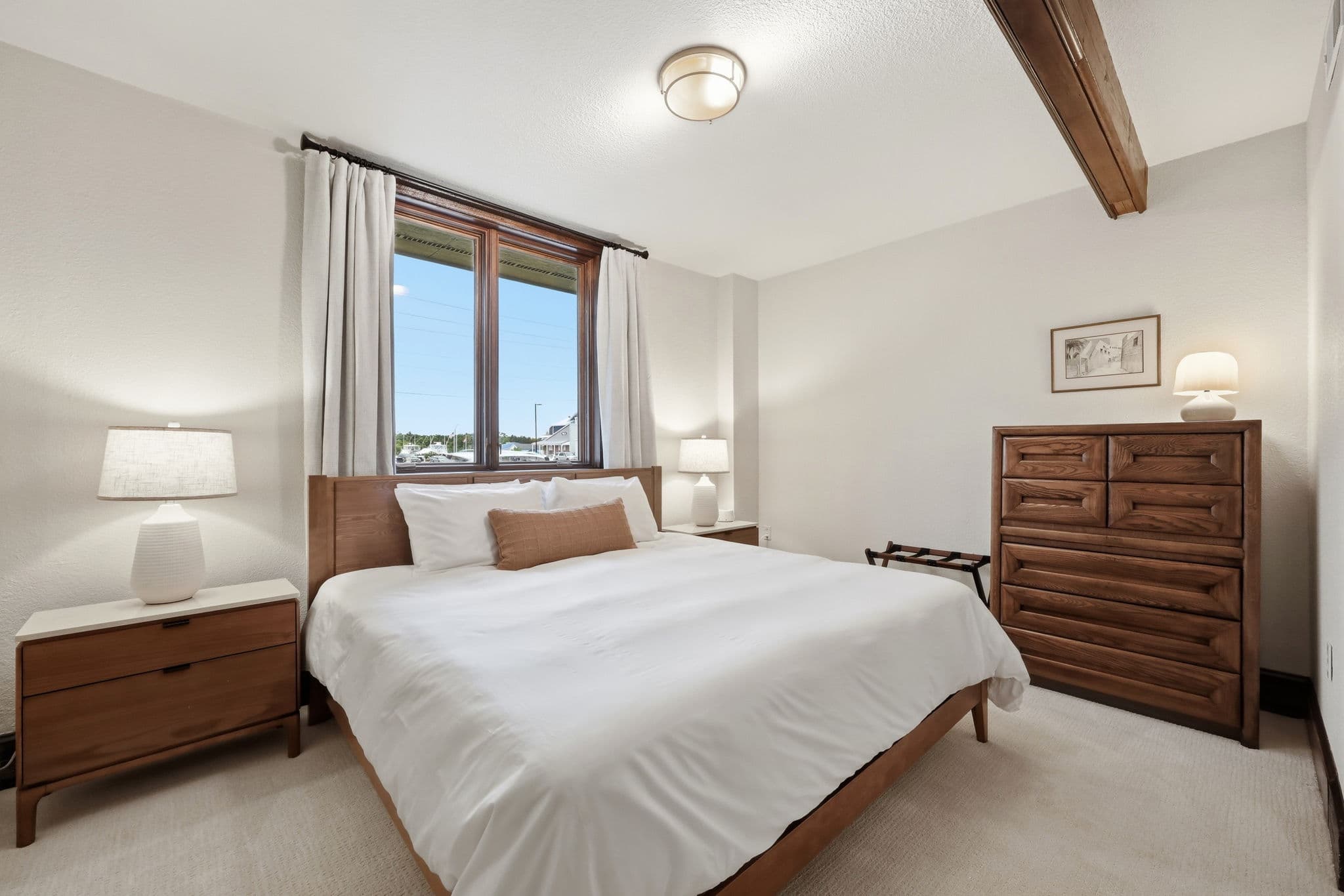 King Bed 2
