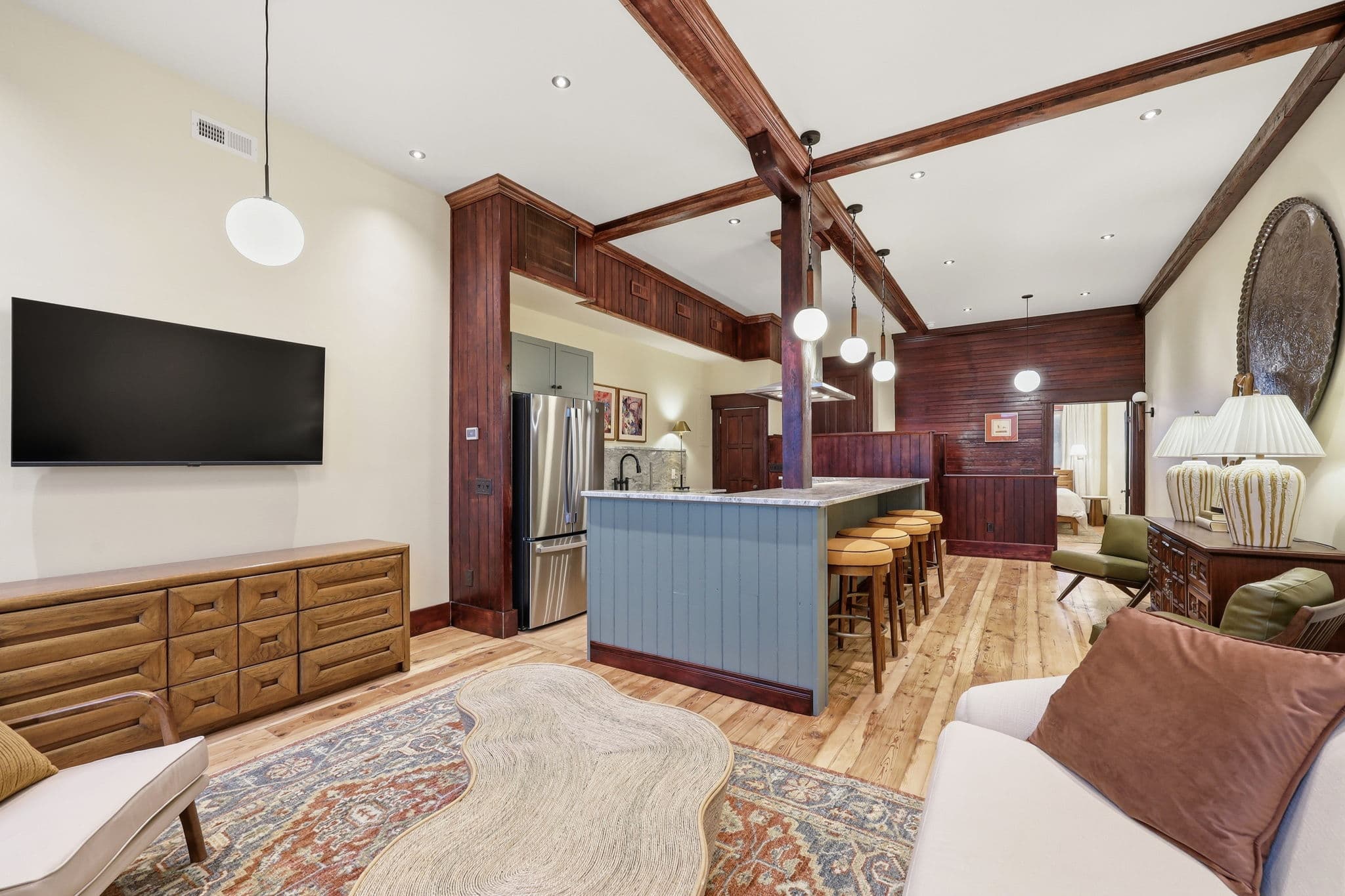 Living Area / Kitchen