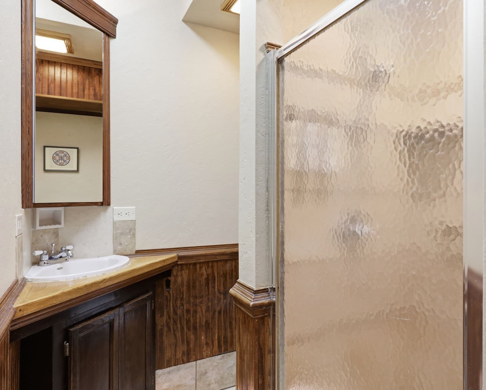 Bathroom with Tile Shower