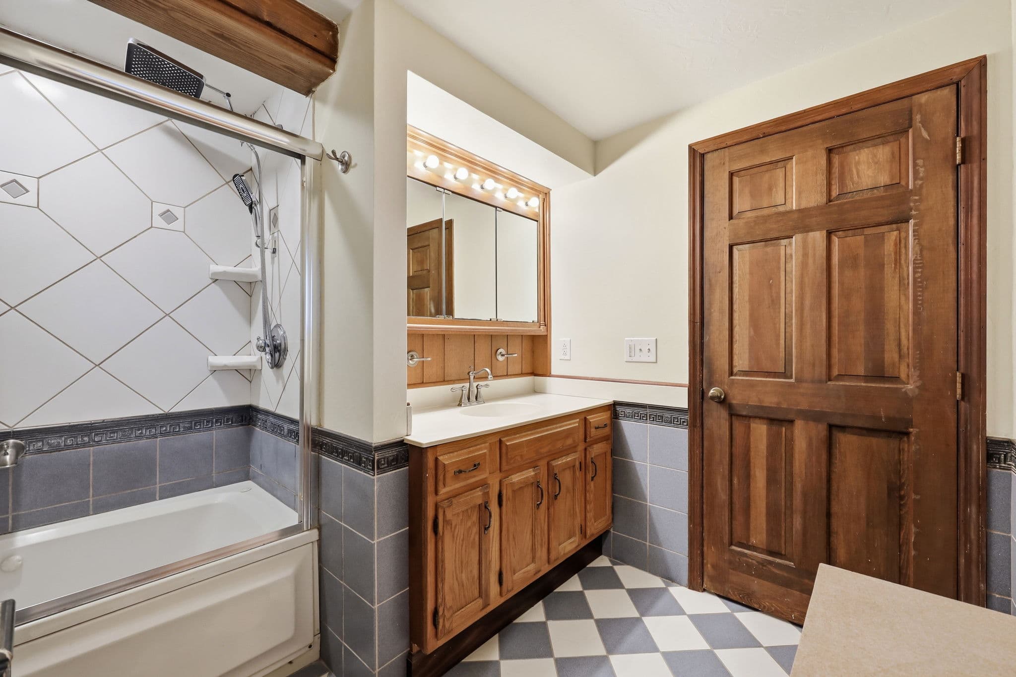 Bathroom 2